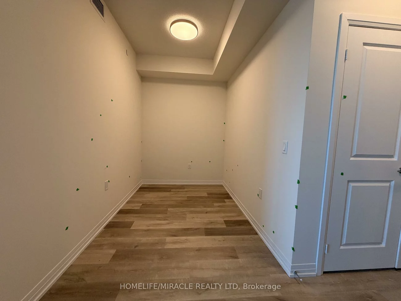 15, Watergarden, Hurontario, Mississauga