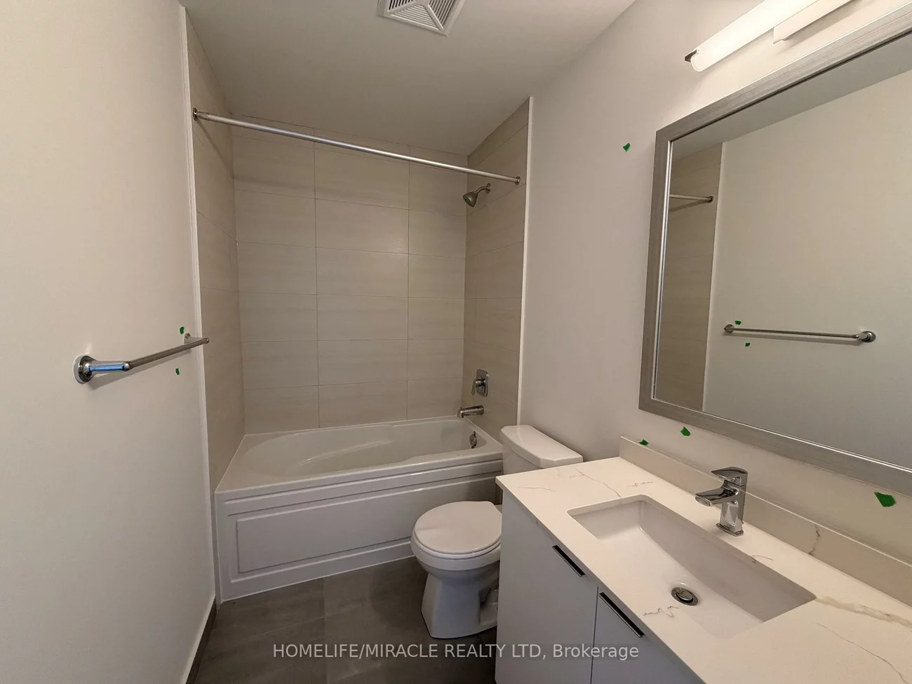 15, Watergarden, Hurontario, Mississauga