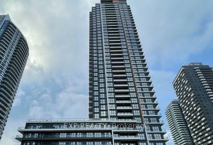 15, Watergarden, Hurontario, Mississauga