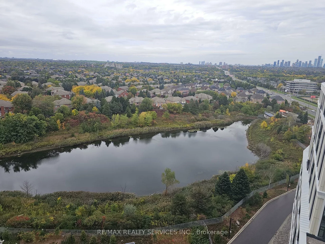 2485, Eglinton, Central Erin Mills, Mississauga