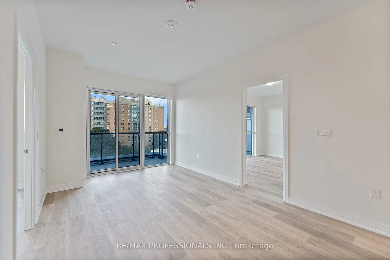 15, Watergarden, Hurontario, Mississauga
