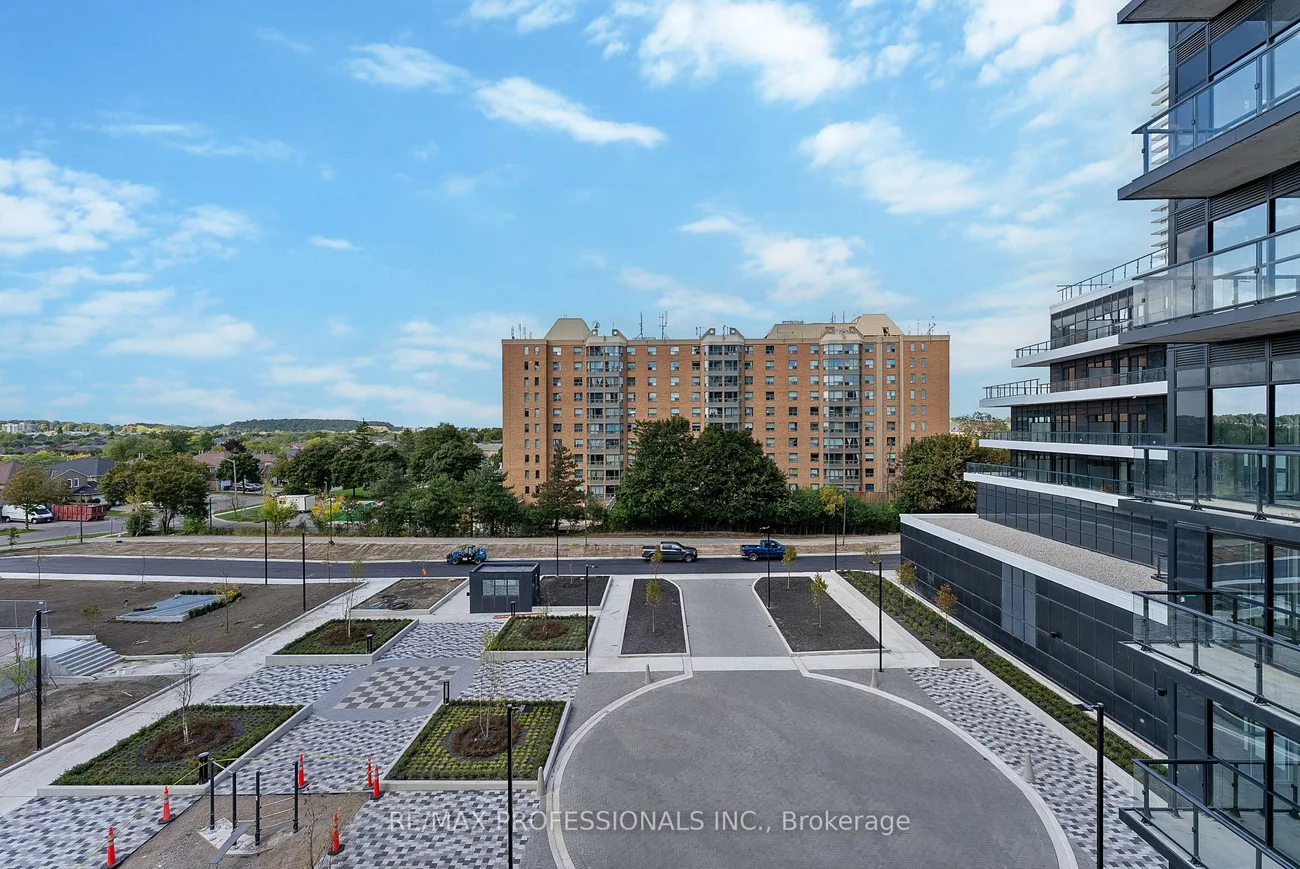 15, Watergarden, Hurontario, Mississauga