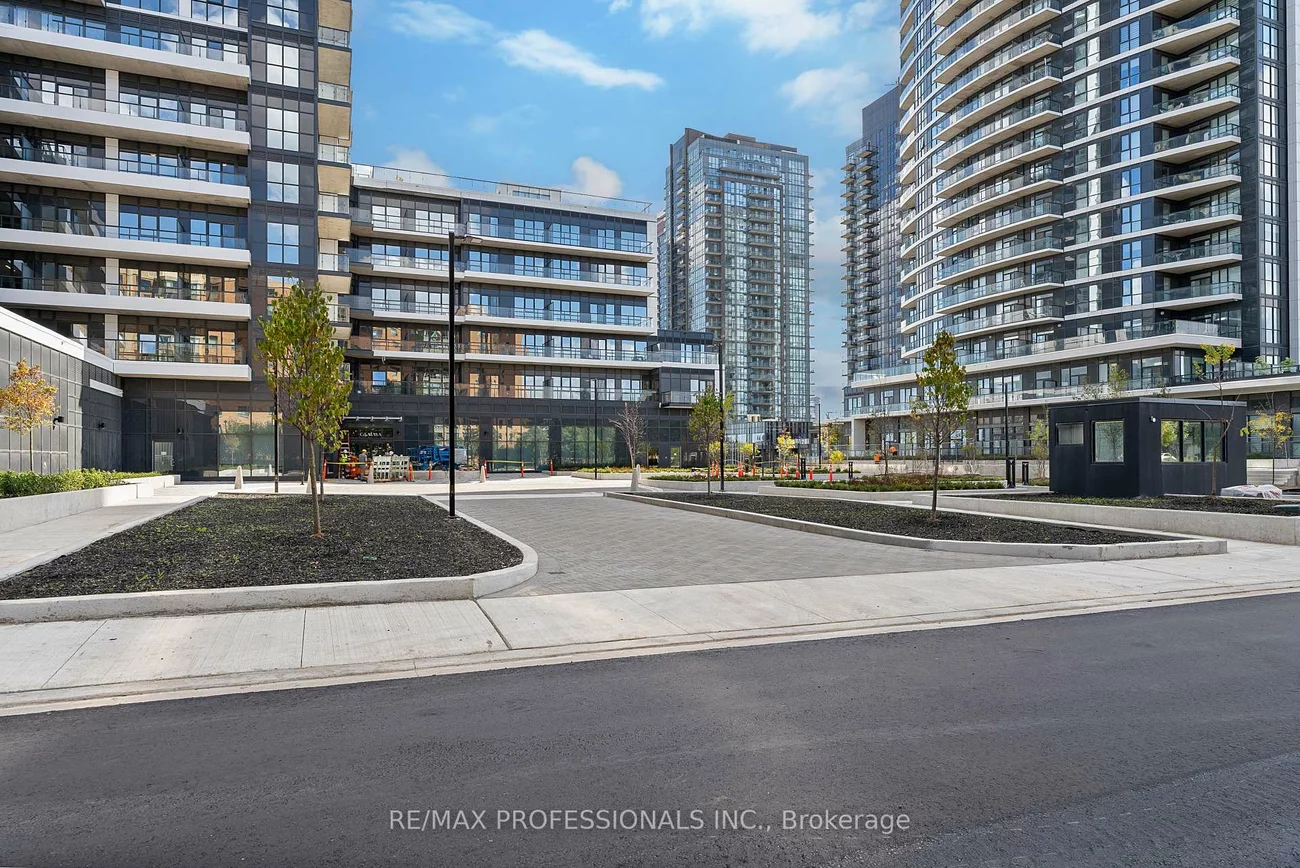 15, Watergarden, Hurontario, Mississauga