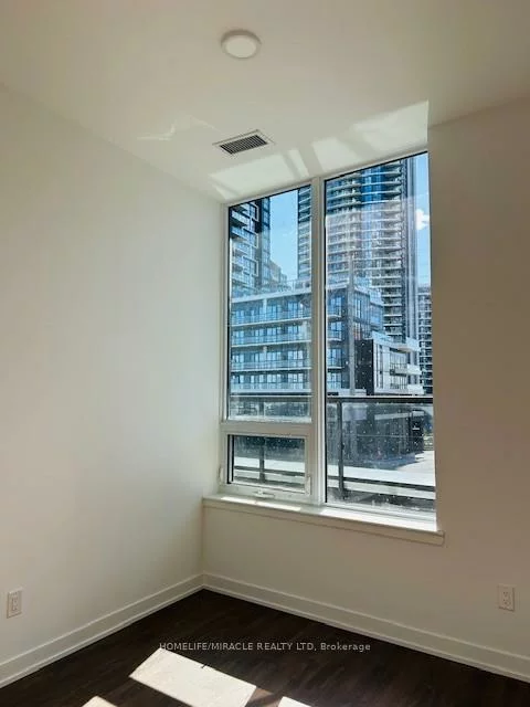 5105, Hurontario, Hurontario, Mississauga