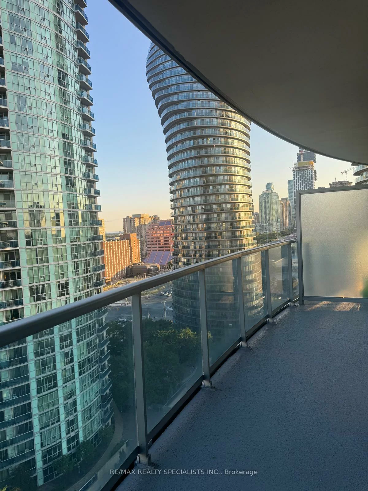 80, Absolute, City Centre, Mississauga