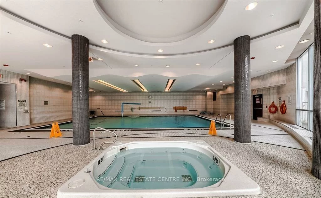 70, Absolute, City Centre, Mississauga