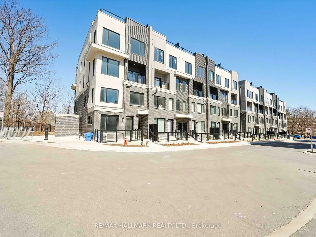 3483, Widdicombe, Erin Mills, Mississauga