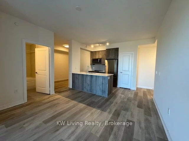 15, Watergarden, Hurontario, Mississauga