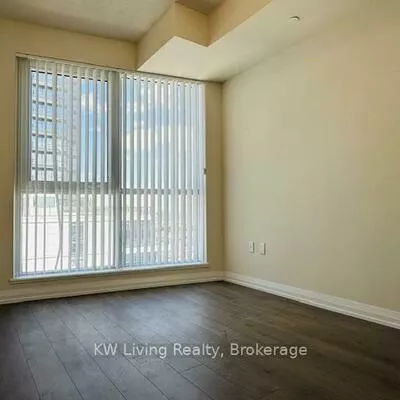 35, Watergarden, Hurontario, Mississauga