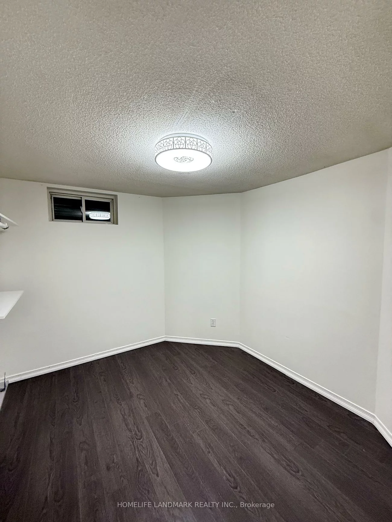 5932, Hemingway, Central Erin Mills, Mississauga