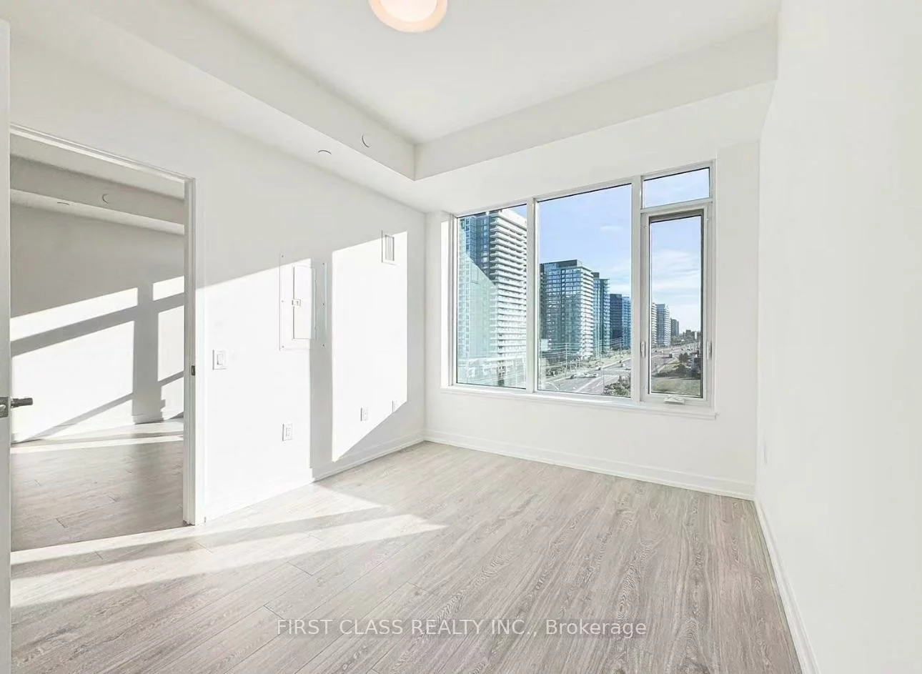 2485, Eglinton, Central Erin Mills, Mississauga