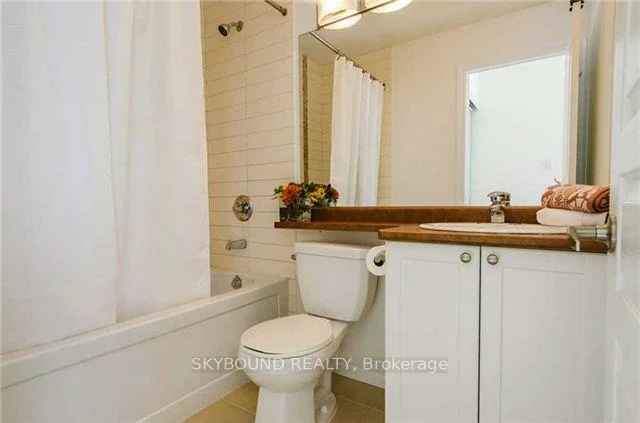 3525, Kariya, City Centre, Mississauga