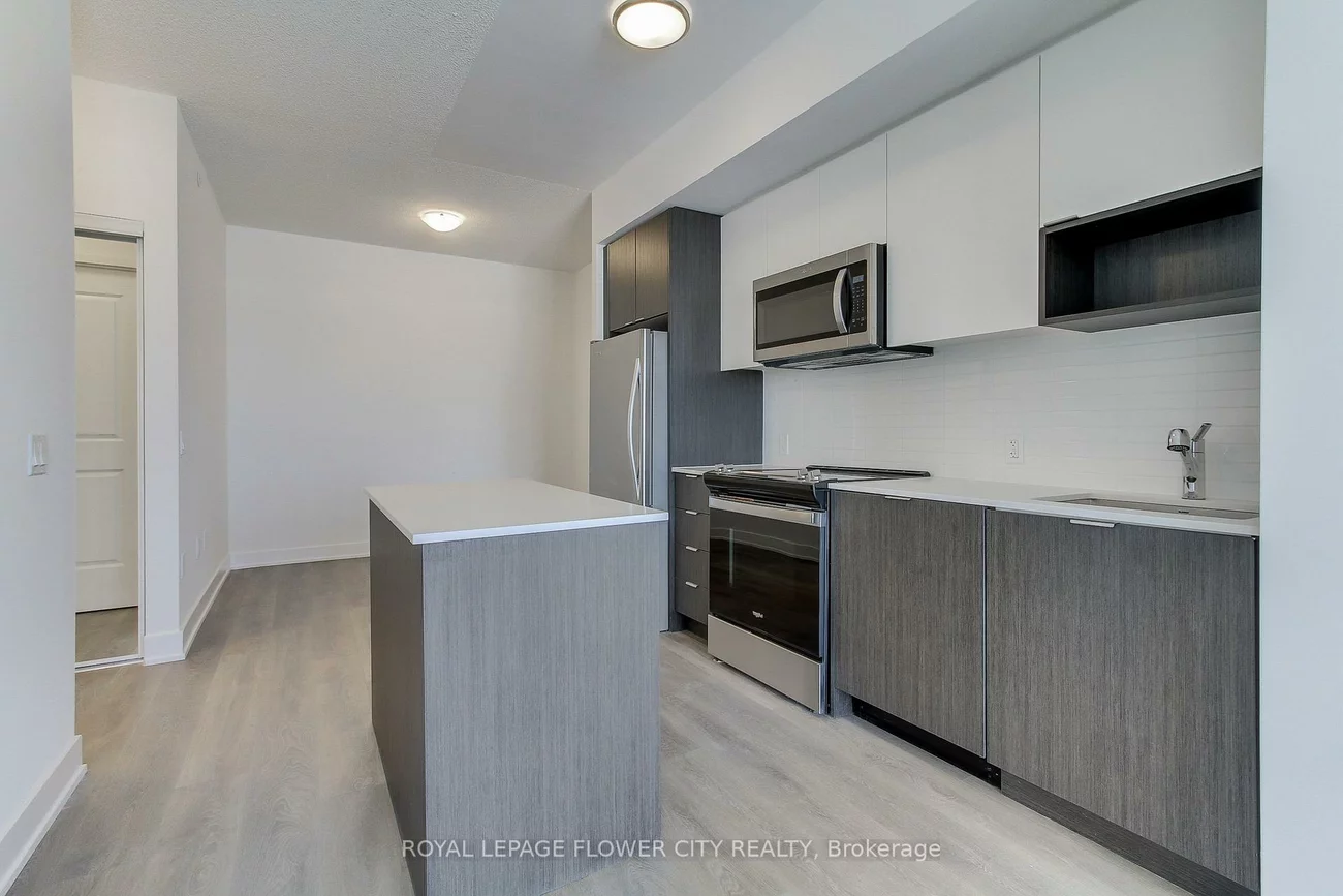 202, Burnhamthorpe, Mississauga Valleys, Mississauga