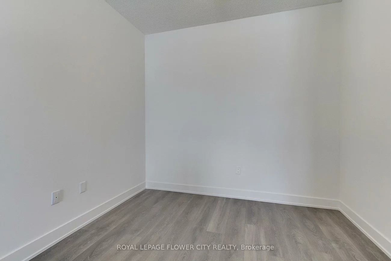 202, Burnhamthorpe, Mississauga Valleys, Mississauga