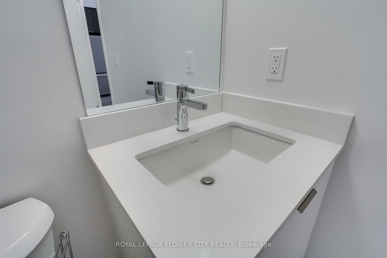 202, Burnhamthorpe, Mississauga Valleys, Mississauga