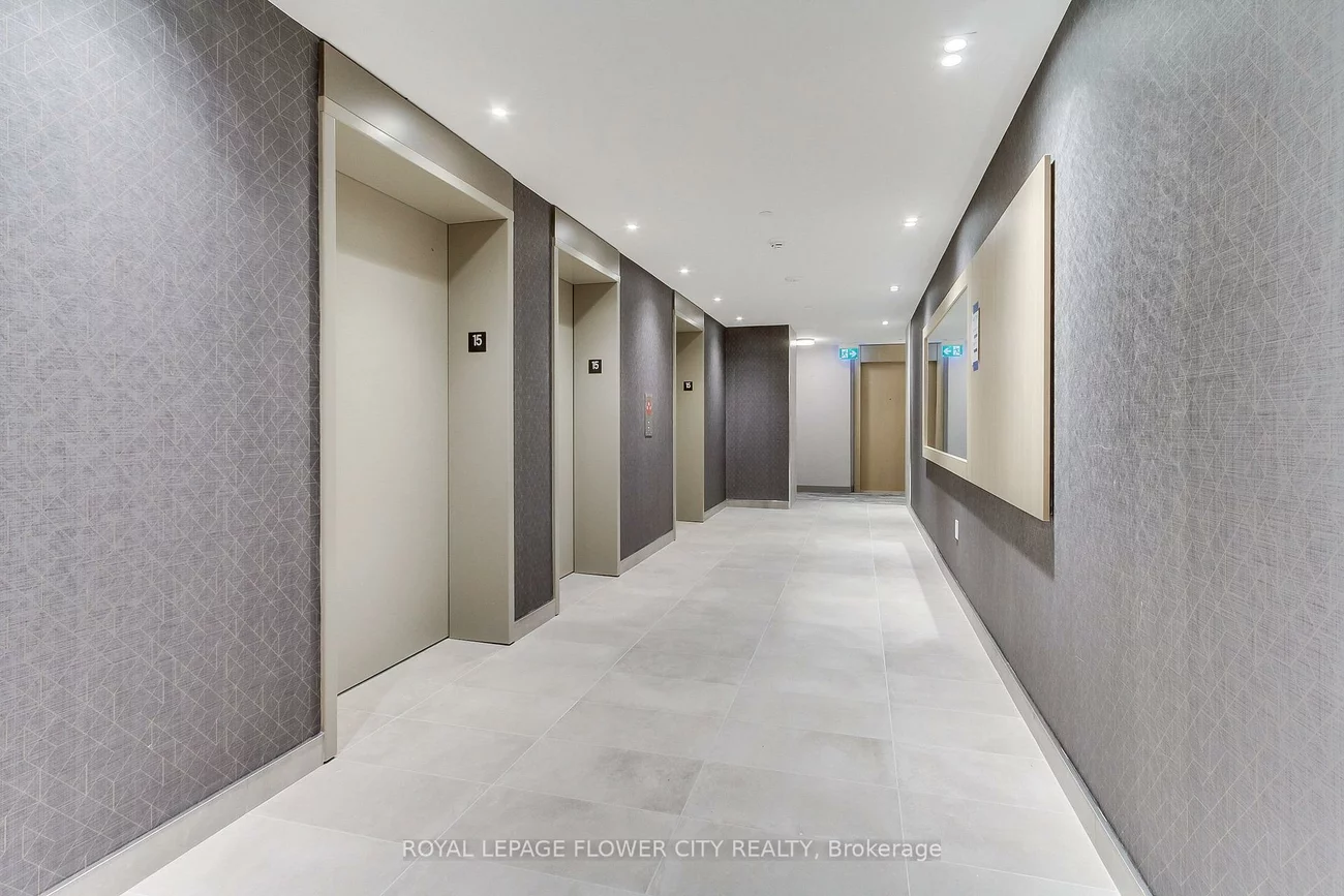 202, Burnhamthorpe, Mississauga Valleys, Mississauga