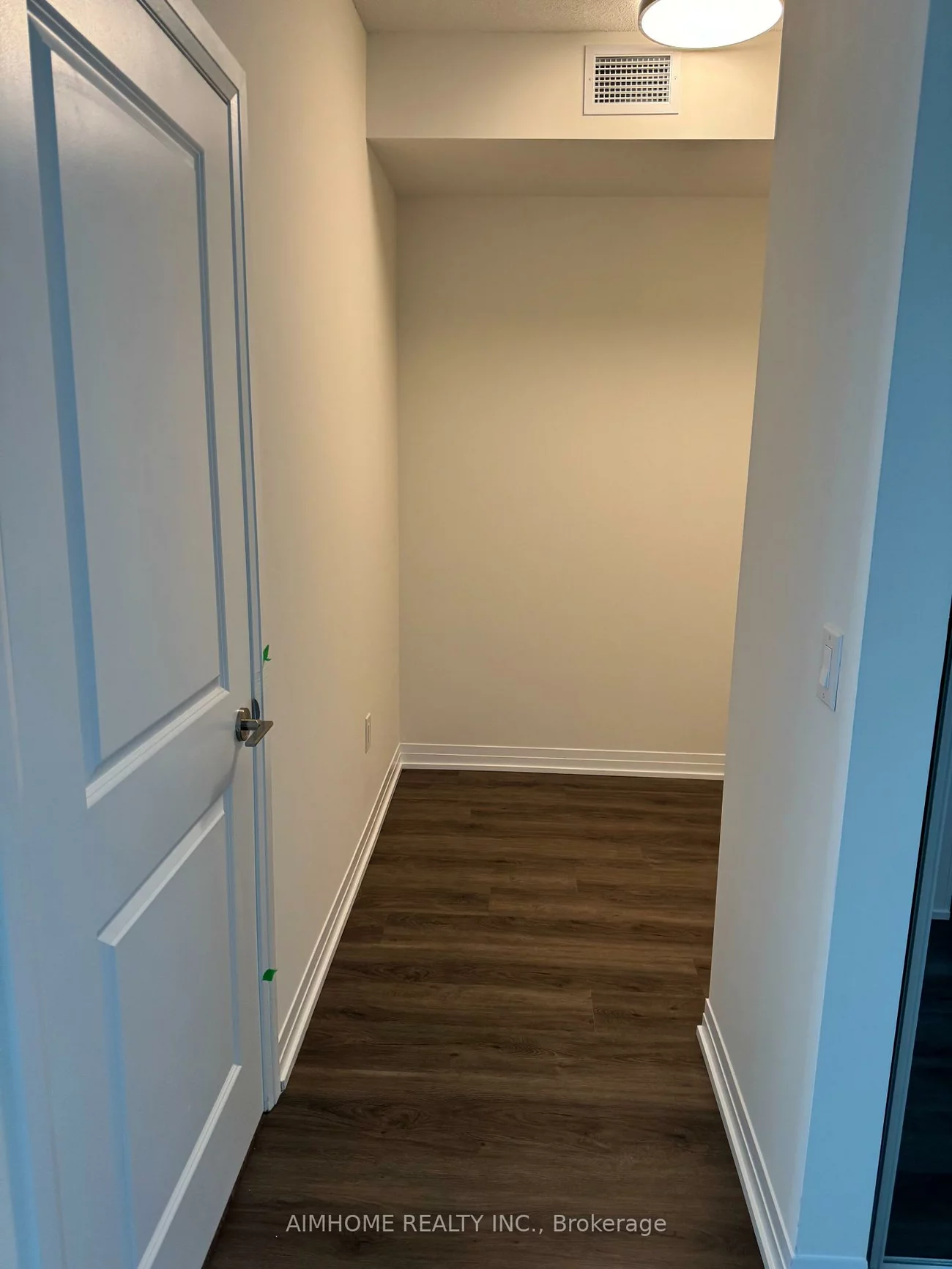 15, watergarden, Hurontario, Mississauga