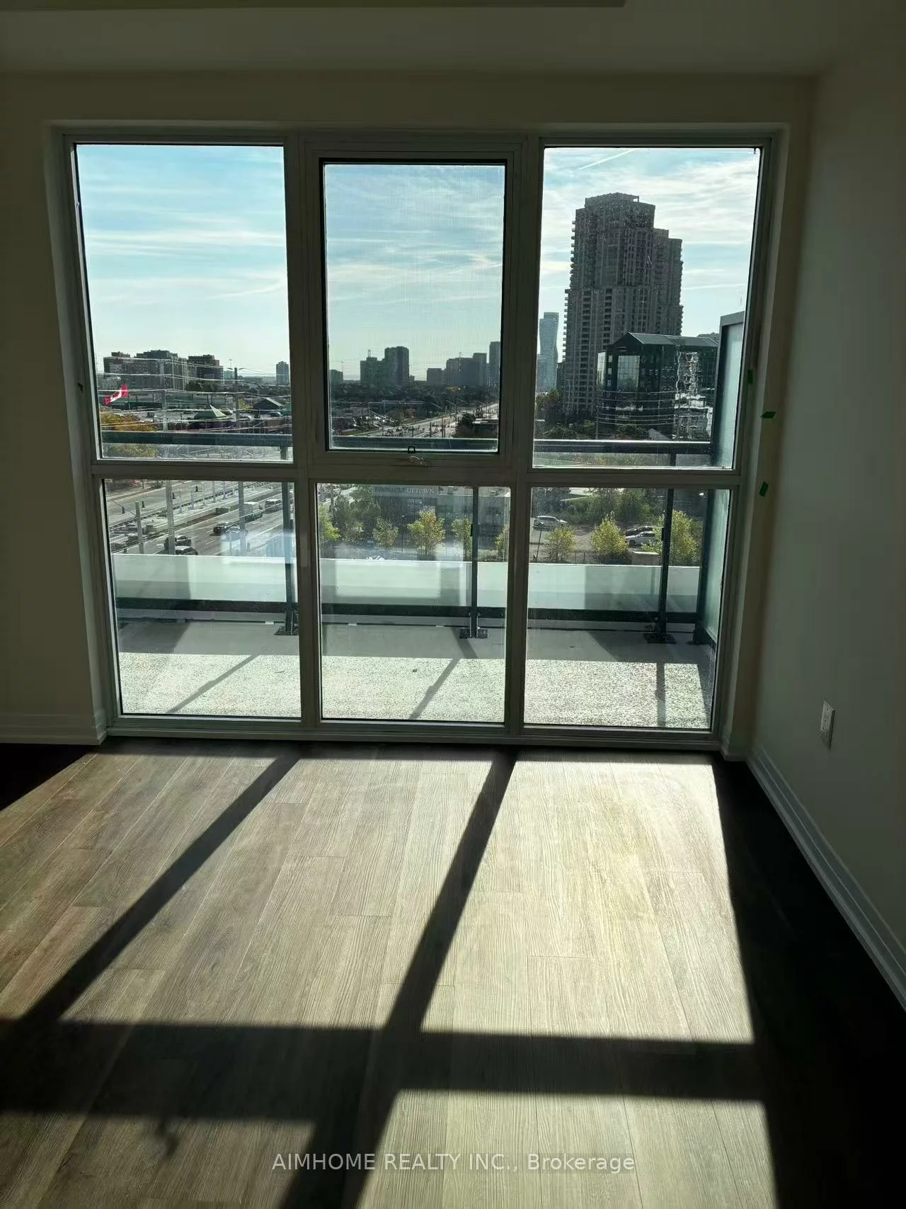 15, watergarden, Hurontario, Mississauga