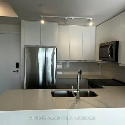 15, watergarden, Hurontario, Mississauga
