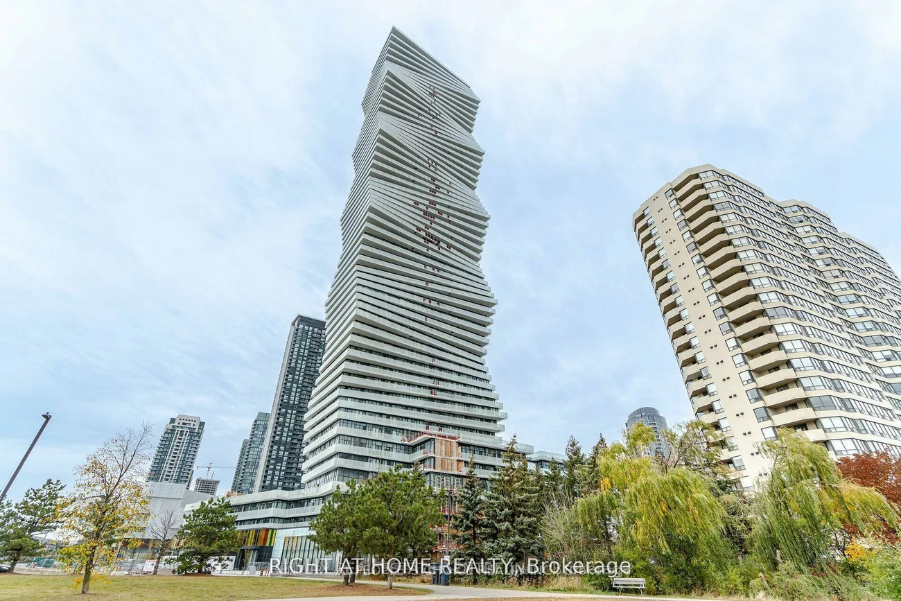 3883, Quartz, City Centre, Mississauga