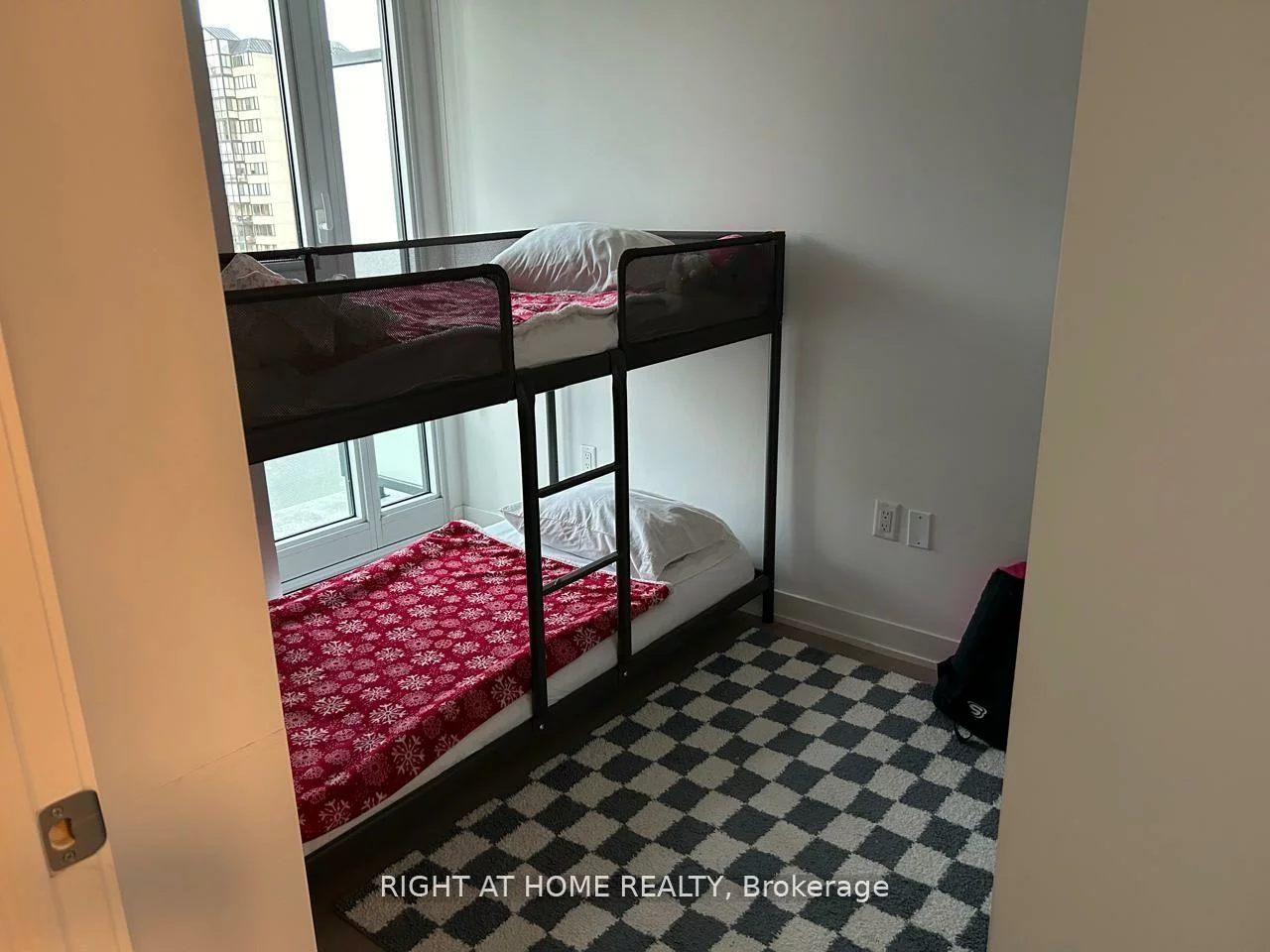 3883, Quartz, City Centre, Mississauga