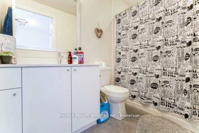 5025, Four Springs, Hurontario, Mississauga