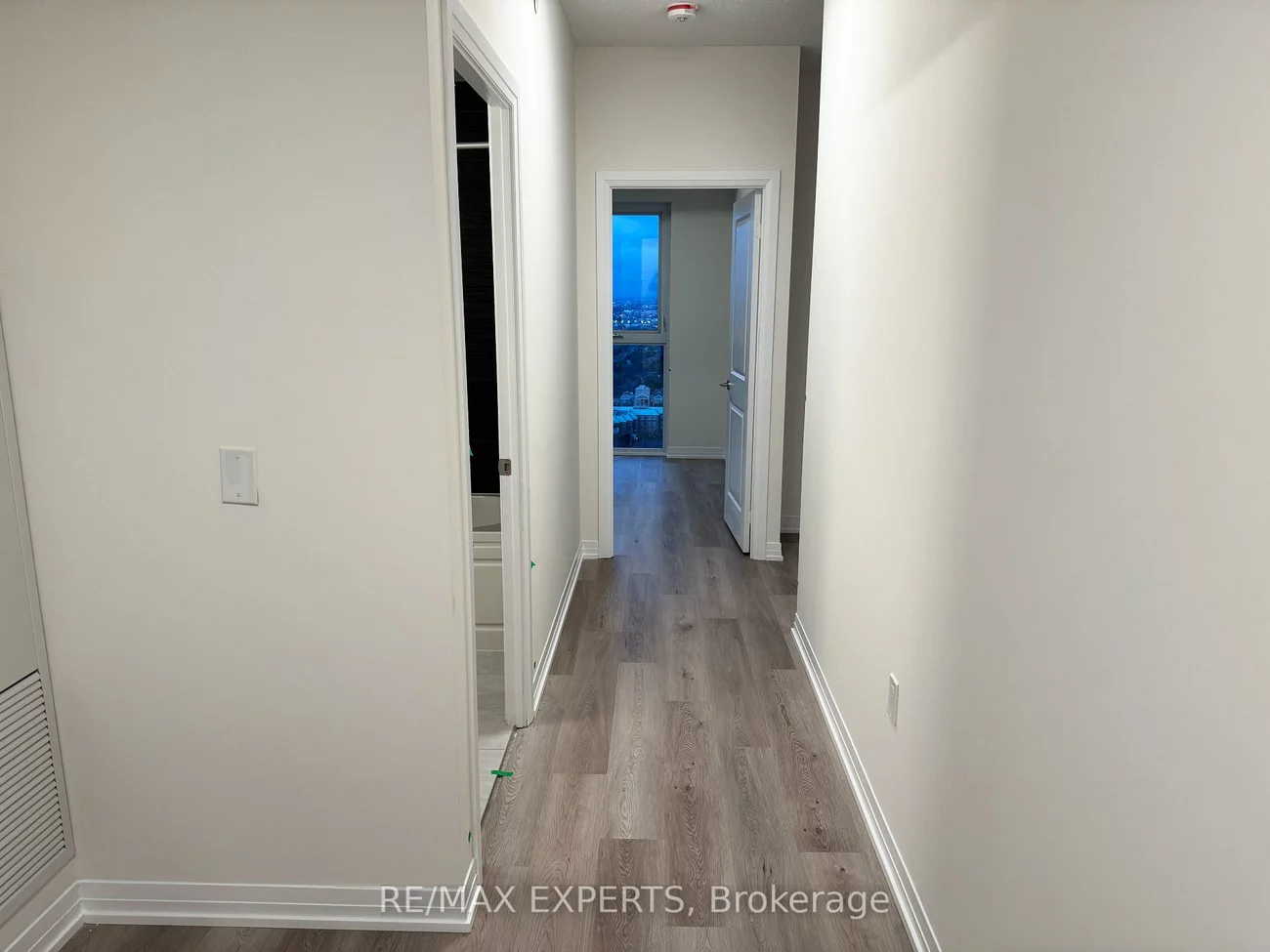 15, Watergarden, Hurontario, Mississauga