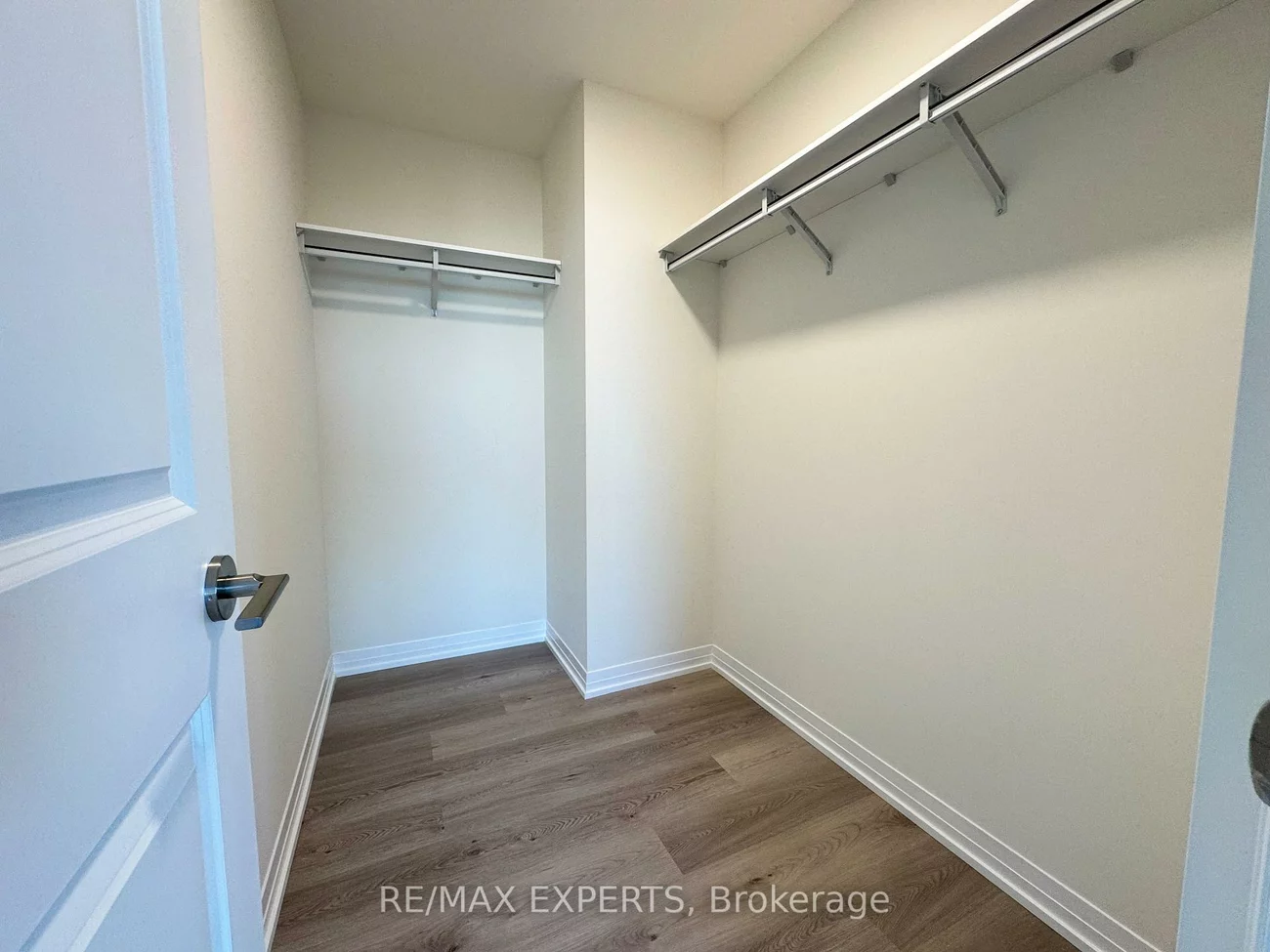 15, Watergarden, Hurontario, Mississauga