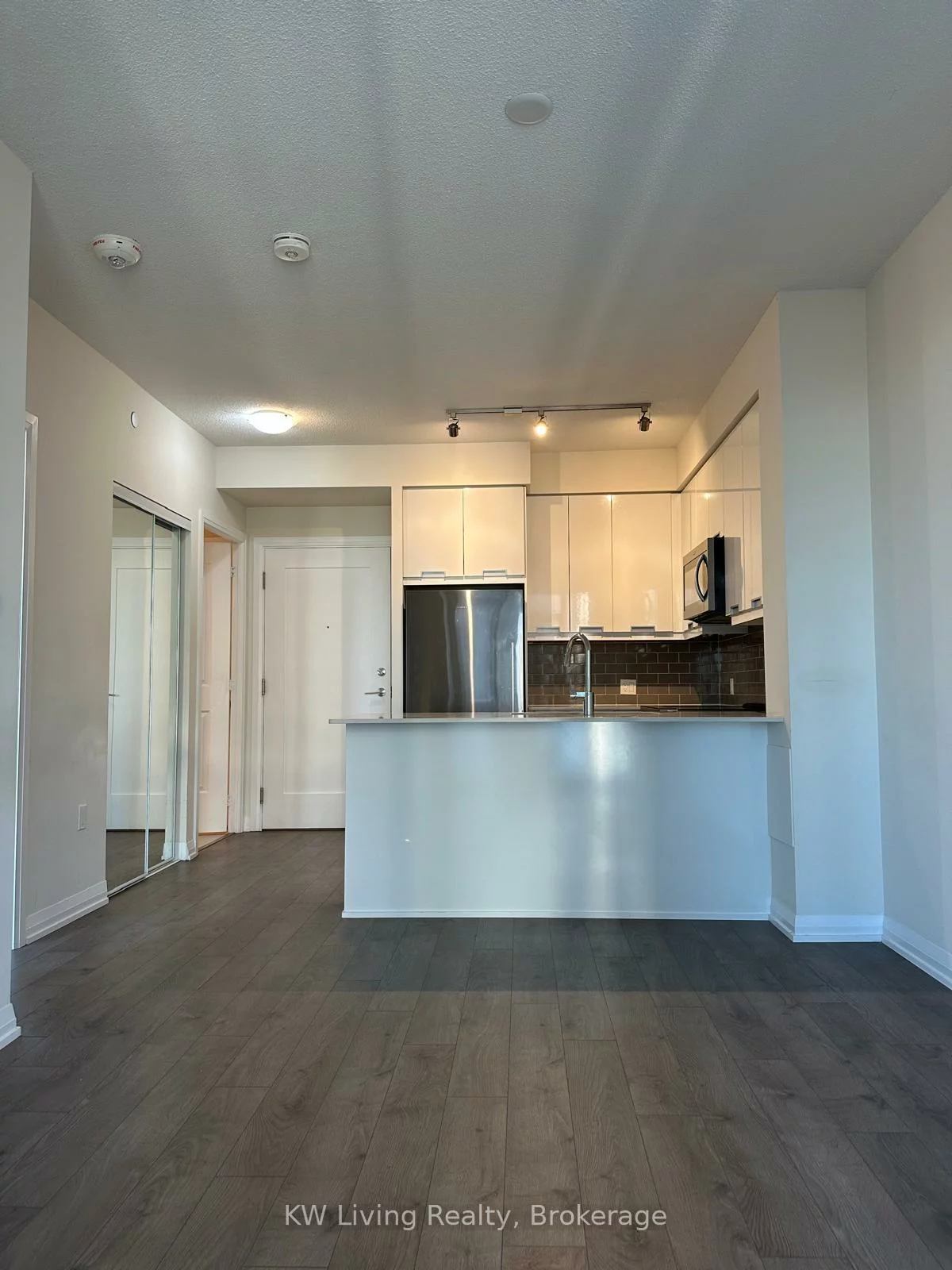 35, Watergarden, Hurontario, Mississauga