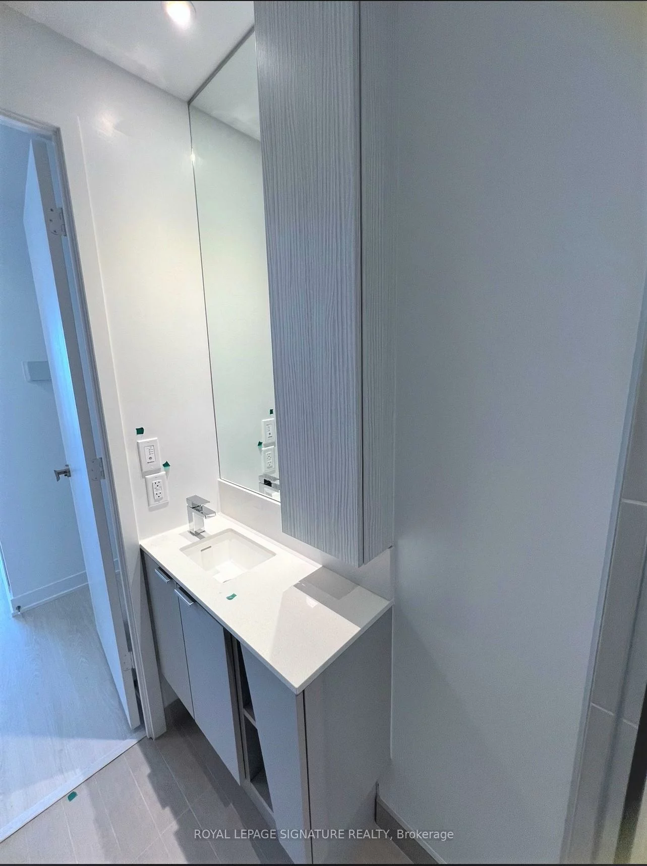 3883, Quartz, City Centre, Mississauga