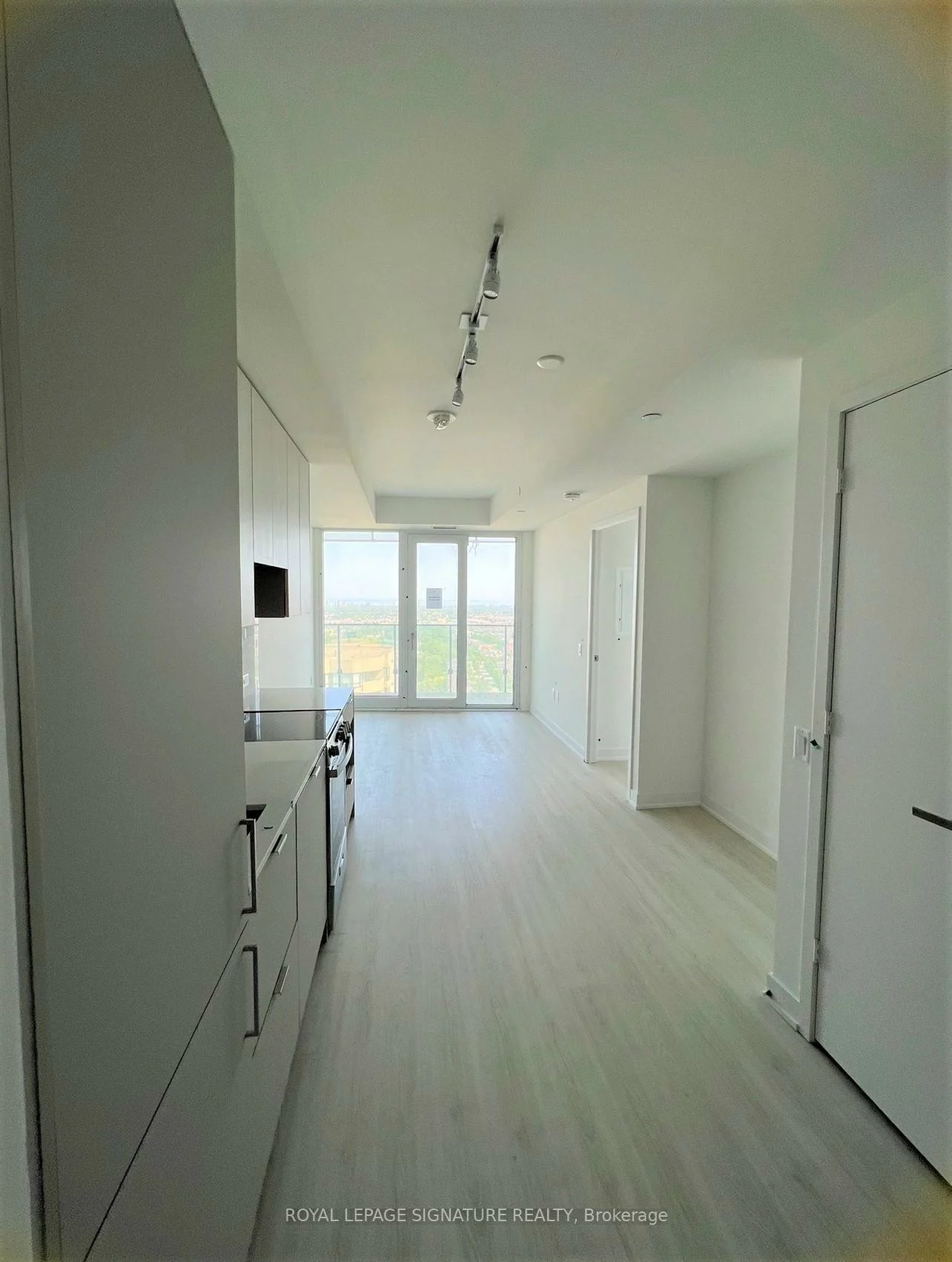 3883, Quartz, City Centre, Mississauga