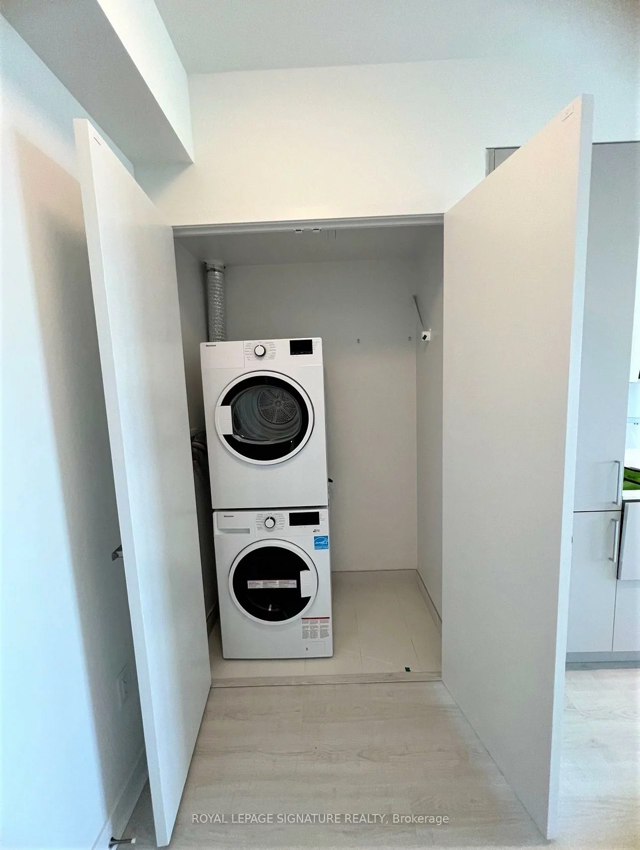 3883, Quartz, City Centre, Mississauga