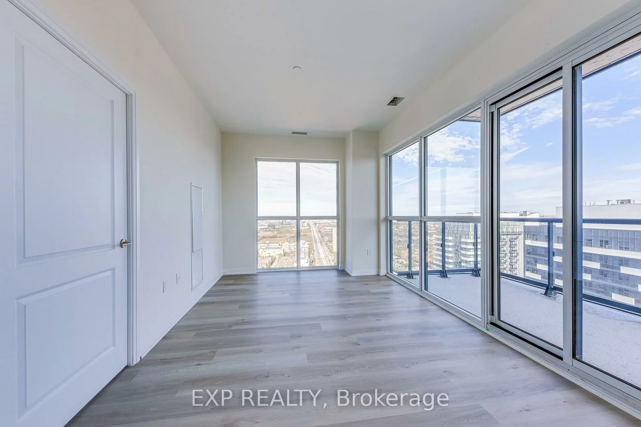 15, Watergarden, Hurontario, Mississauga