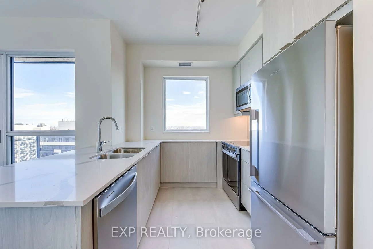 15, Watergarden, Hurontario, Mississauga