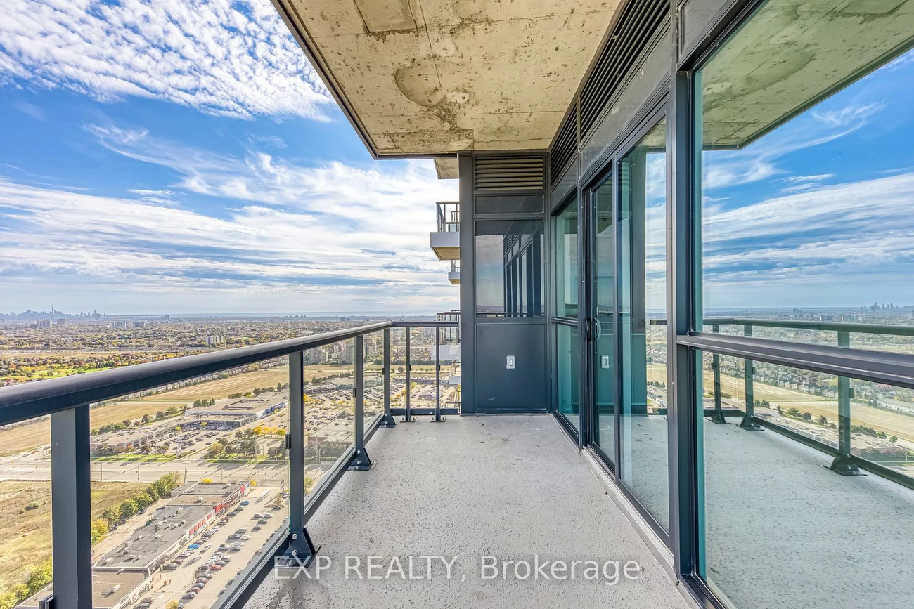 15, Watergarden, Hurontario, Mississauga