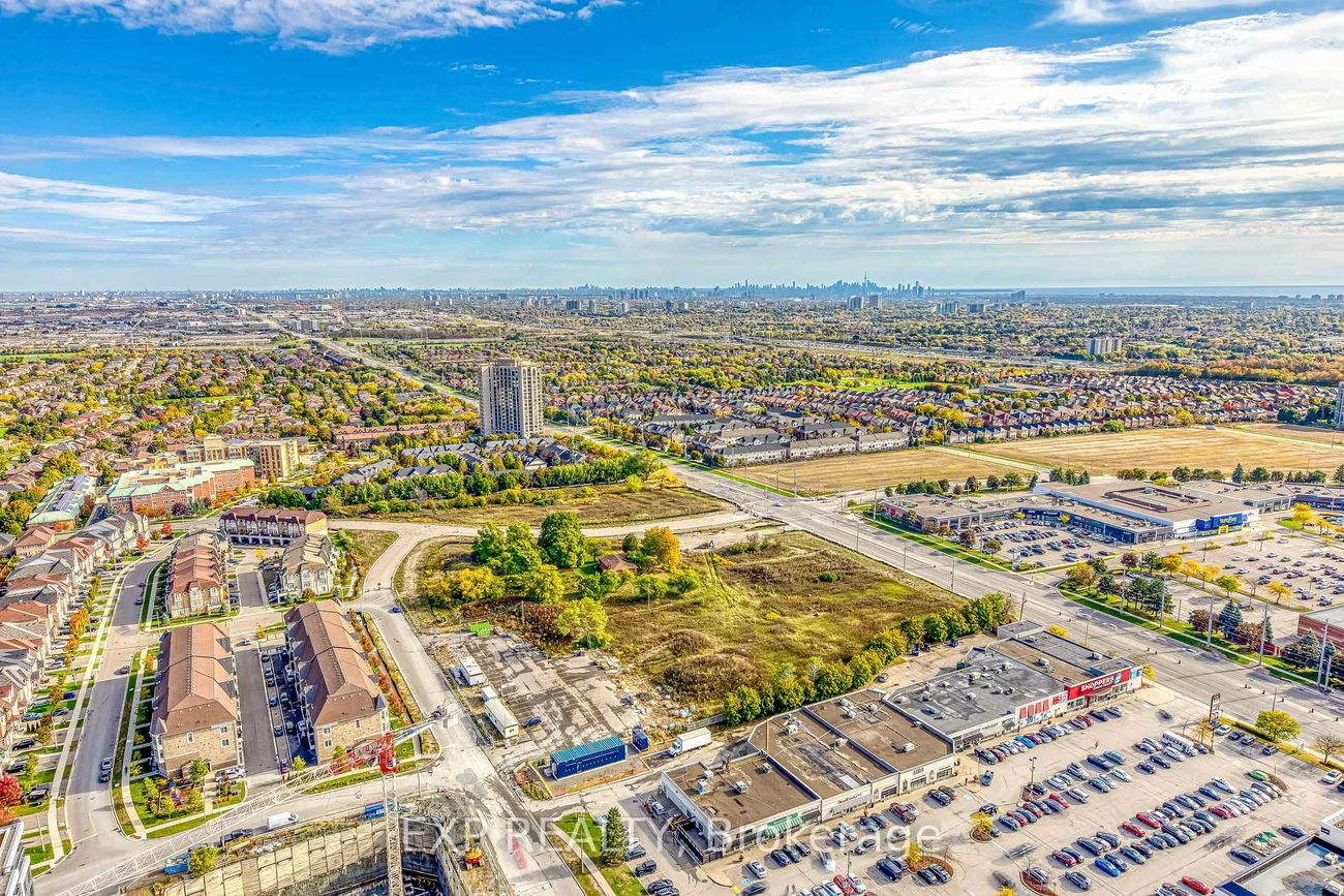 15, Watergarden, Hurontario, Mississauga