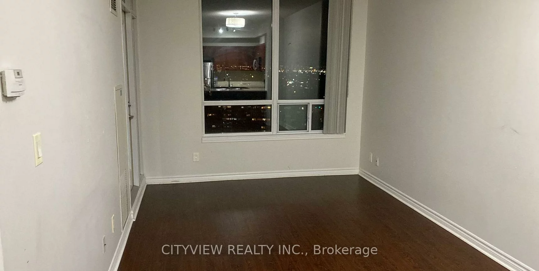 3504, Hurontario, Fairview, Mississauga