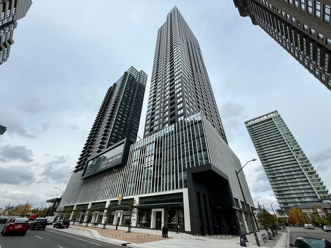 395, Square One, City Centre, Mississauga