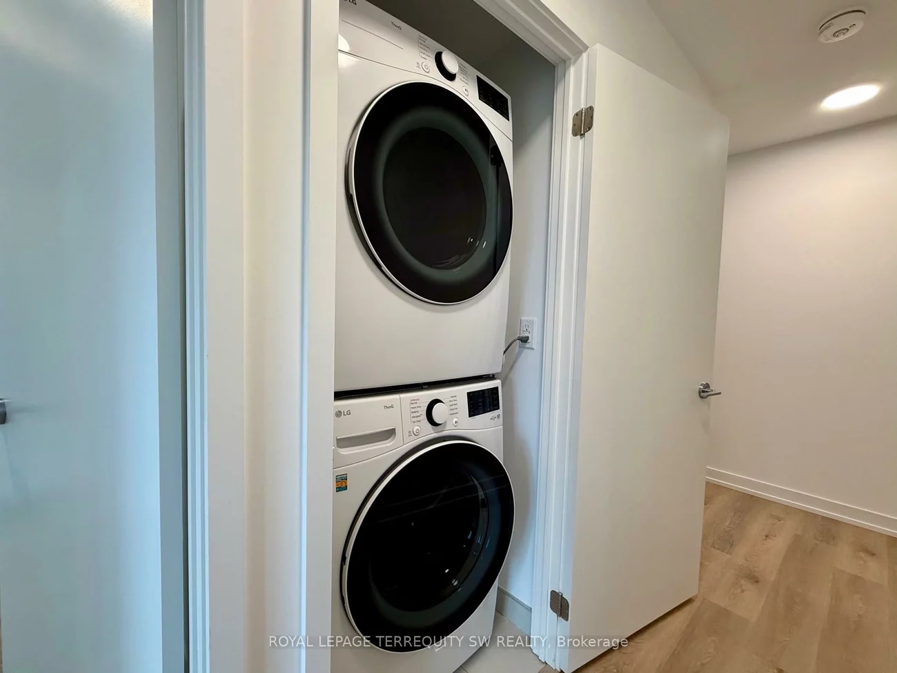 395, Square One, City Centre, Mississauga