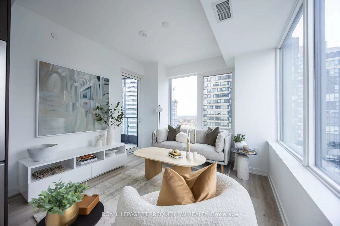 395, Square One, City Centre, Mississauga