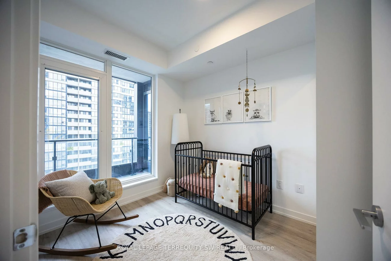 395, Square One, City Centre, Mississauga