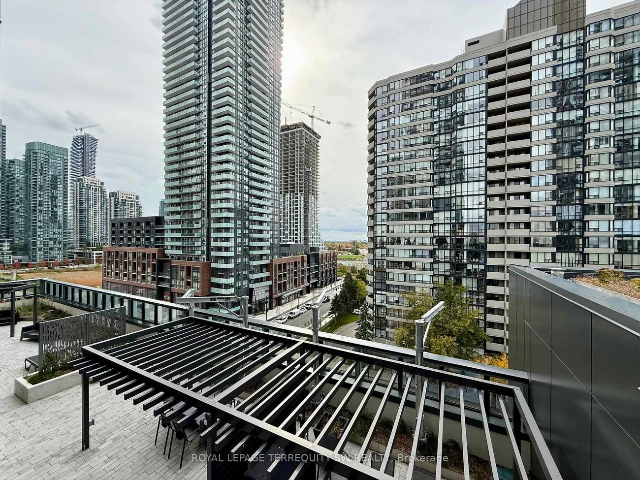 395, Square One, City Centre, Mississauga