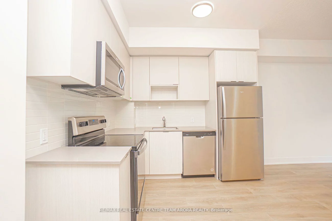 202, Burnhamthorpe, Mississauga Valleys, Mississauga