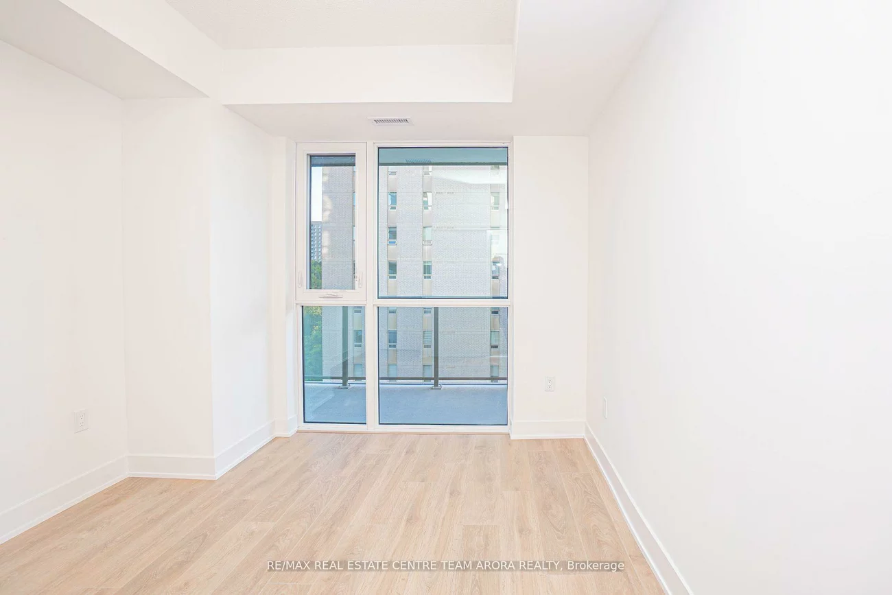 202, Burnhamthorpe, Mississauga Valleys, Mississauga