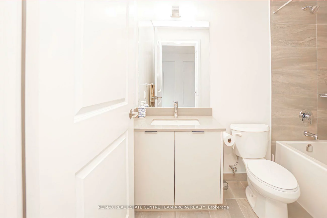 202, Burnhamthorpe, Mississauga Valleys, Mississauga