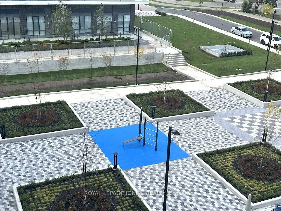 15, Watergarden, Hurontario, Mississauga