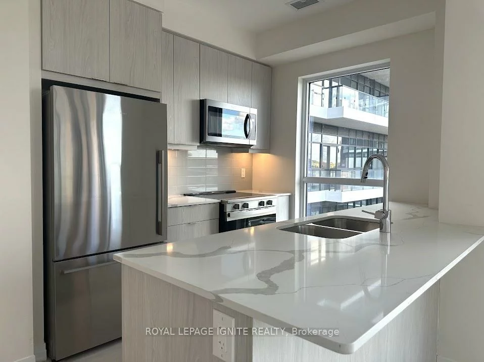 15, Watergarden, Hurontario, Mississauga