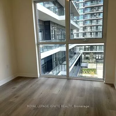 15, Watergarden, Hurontario, Mississauga