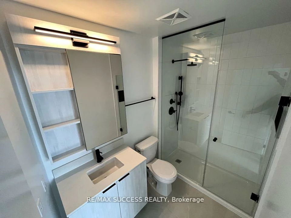 2495, Eglinton, Central Erin Mills, Mississauga