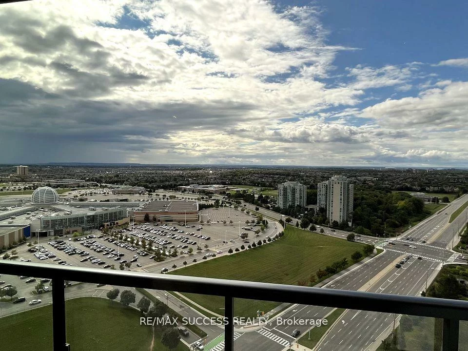 2495, Eglinton, Central Erin Mills, Mississauga